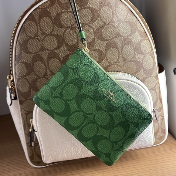 Coach Corner Zip Wristlet In Signature Canvas
Im/Neon Green - Picture 16 of 16